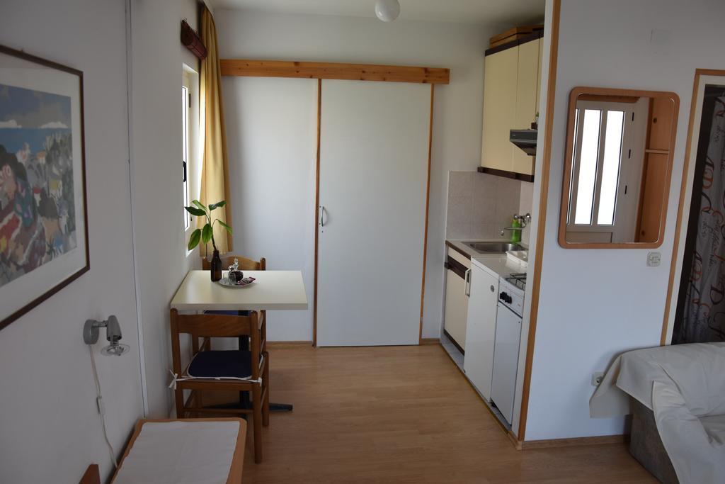 Apartments Mistral Orebić Esterno foto